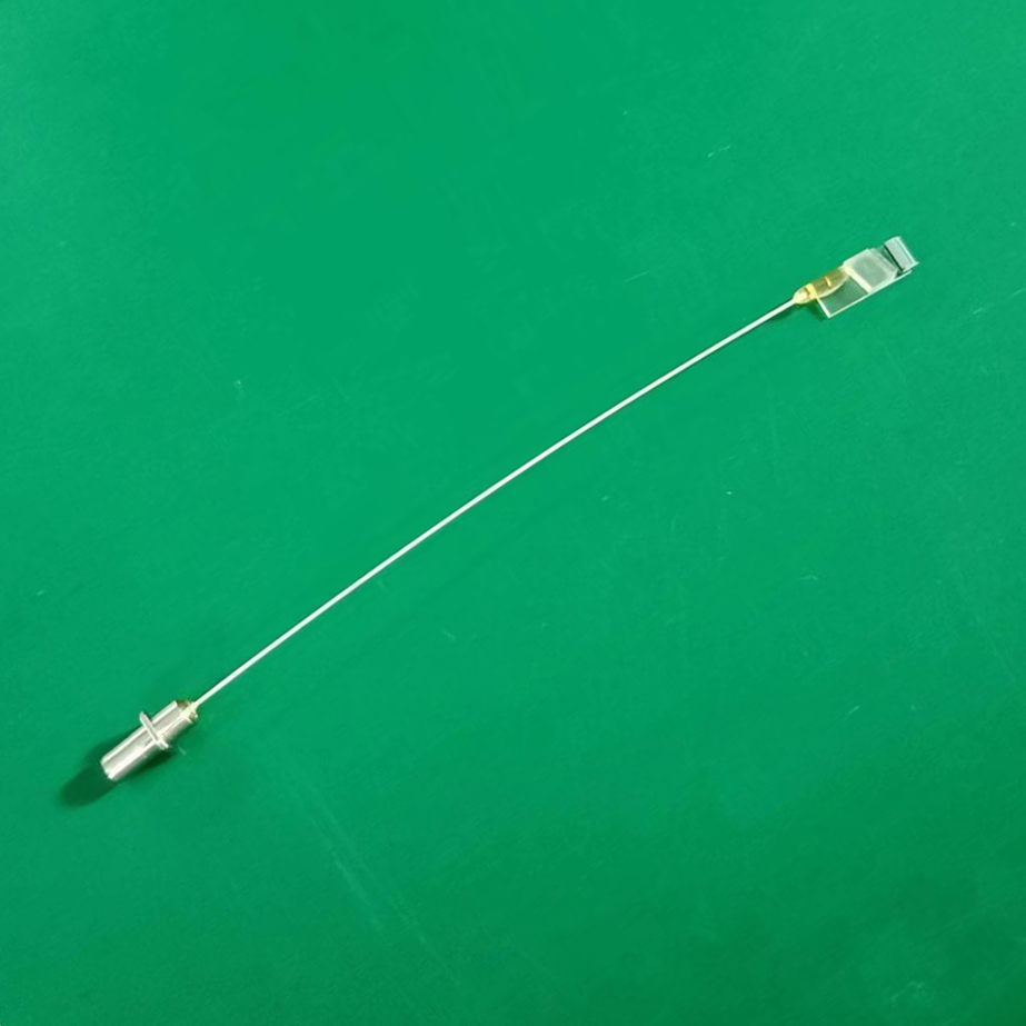 插拔式0.75 pitch CWDM4 ROSA TFF集成光組件，基于光纖到芯片F(xiàn)iber-to-the-Chip (FTTC)板上連接技術(shù)，配置receptacle同軸插芯、微型準(zhǔn)直器、CWDM4